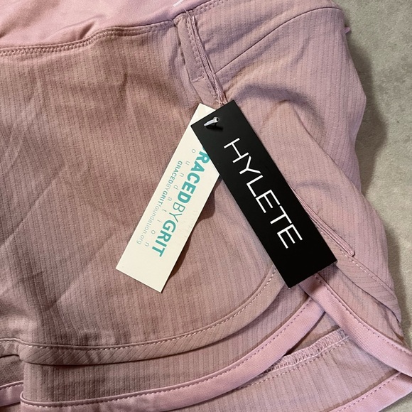 NEW “Iris Lined” Hylete shorts. Athletic. Workout. Gym. MEDIUM - Picture 3 of 8